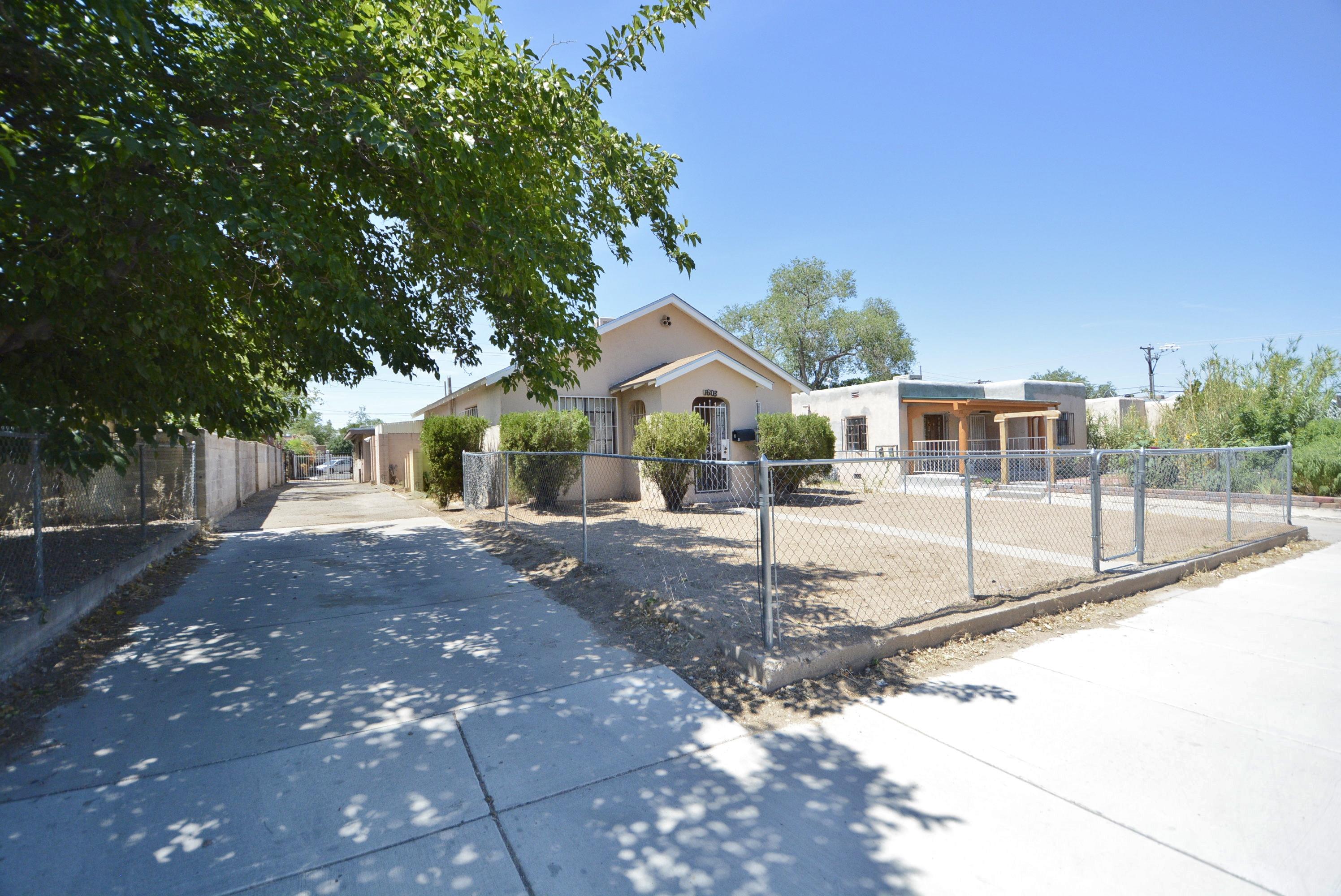 1608 Lead Avenue SE Albuquerque Home Listings - Sandi Pressley Real Estate