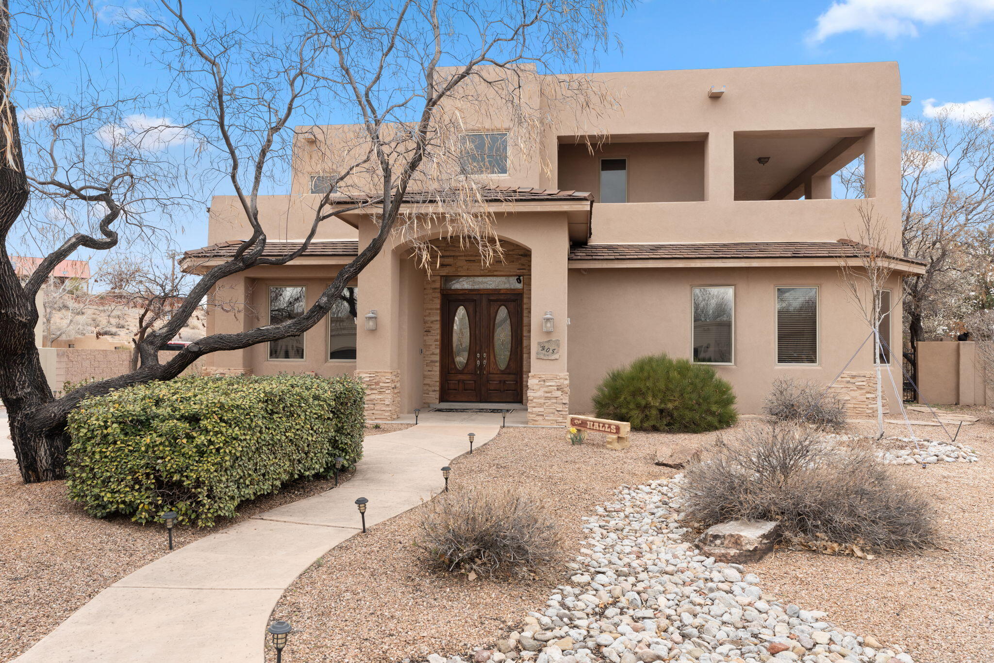 308 Plaza Muchomas Albuquerque Home Listings - Sandi Pressley Real Estate