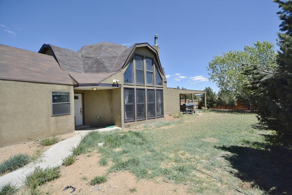 52 Mccall Loop Albuquerque Home Listings - Sandi Pressley Real Estate