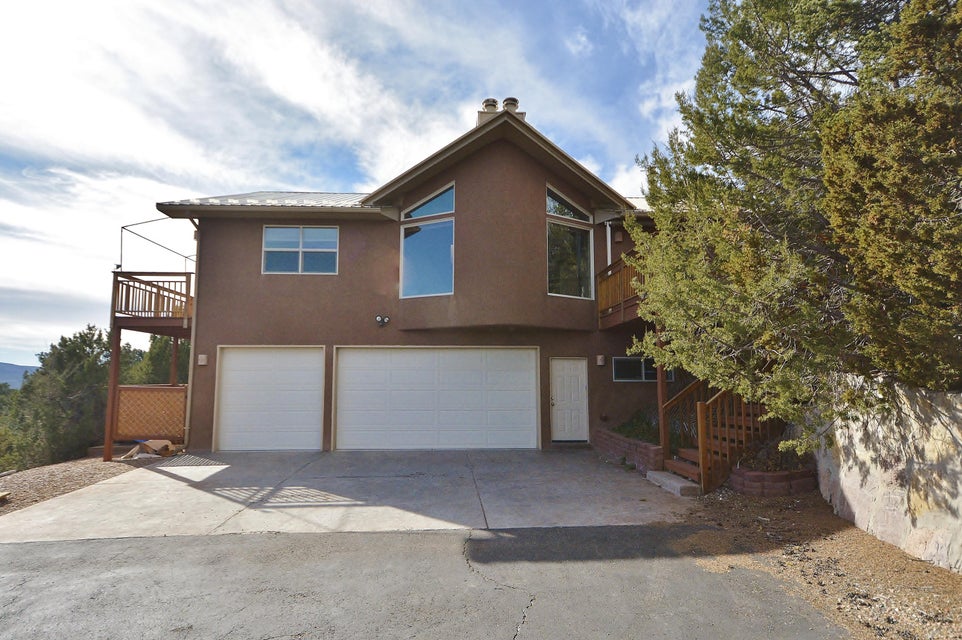 54 Manana Drive Albuquerque Home Listings - Sandi Pressley Real Estate