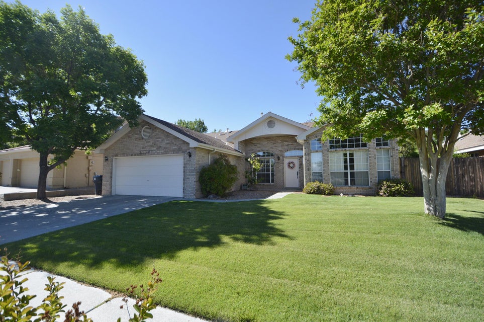 9508 Palomas Avenue NE Albuquerque Home Listings - Sandi Pressley Real Estate